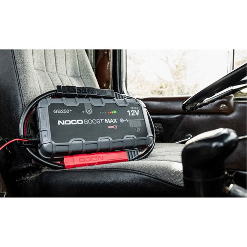 FLU512 - GB250+ Boost® Max™ Jump Starter