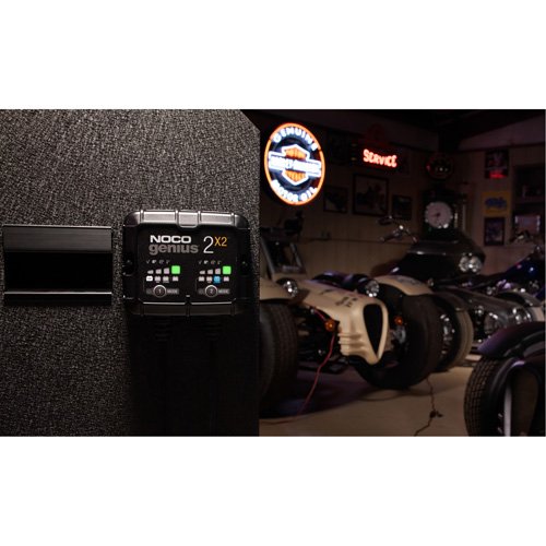 FLU524 - Genius® 2X2™ 2-Bank, 4-Amp Battery Charger