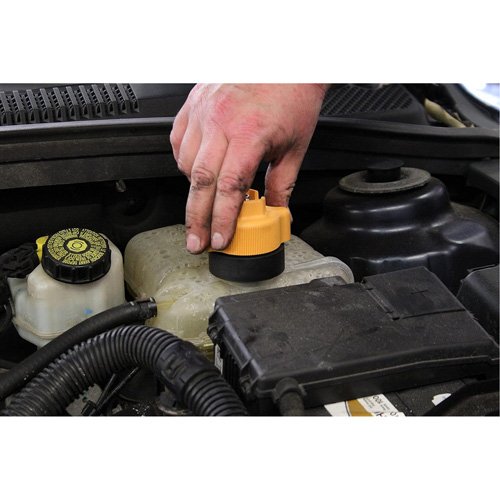 FLU868 - Cooling System Pressure Test Kit