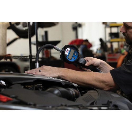 FLV020 - Electronic Lube Meter with Flexible 90° Extension