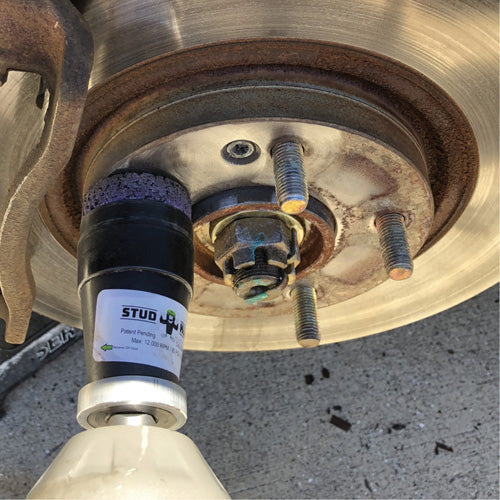 FLV758 - STUD KLEEN Impact-Driven Hub, Stud & Wheel Cleaning Tool