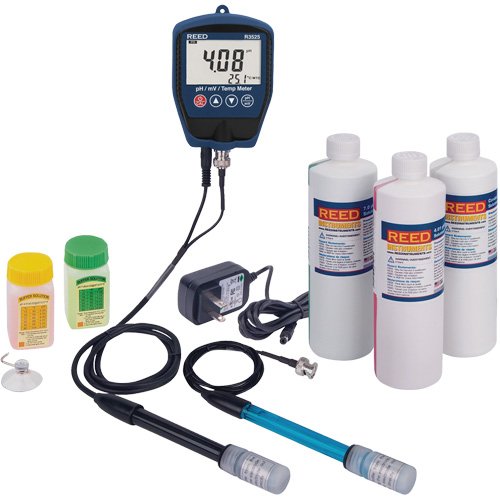 IC967-R3525 pH/mV Meter with ORP Electrode, pH/Conductivity Solutions & Power Adapter Kit