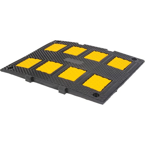 SHM756 - Middle Speed Hump
