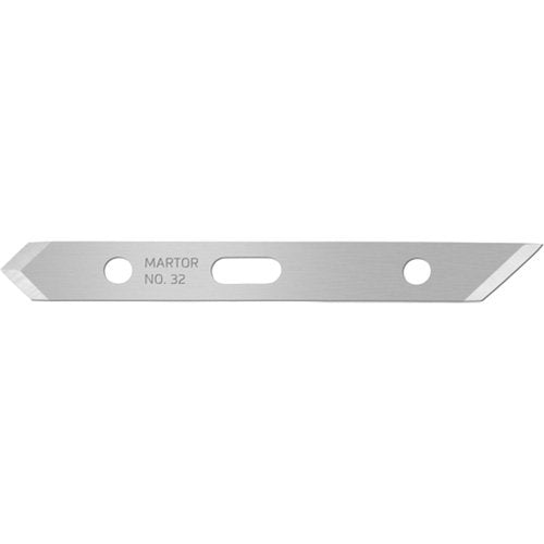TCU562-No. 32 Piccolo Blade