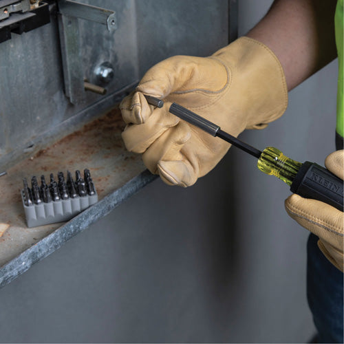 TUB167 - Magnetic Screwdriver with 32-Piece Tamperproof Bit Set