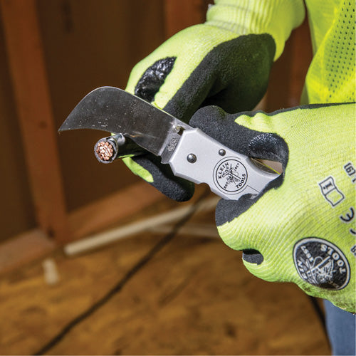 TUB250 - Lockback Knife