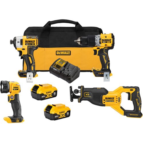 UAY826 - XR® Brushless Cordless 4-Tool Combo Kit