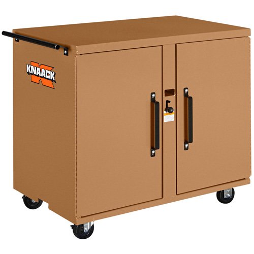 UAZ555 - Model 44 Rolling Workbench with Padlock
