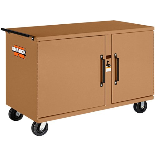 UAZ558 - Model 58 heavy-Duty Rolling Workbench with Padlock