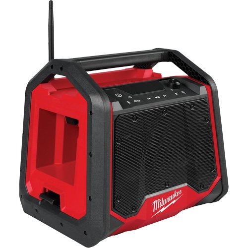 UAZ728 - M18™ Bluetooth® Jobsite Radio & Charger