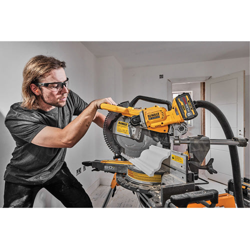 UBA516 - Brushless Cordless Double-Bevel Sliding Miter Saw Kit