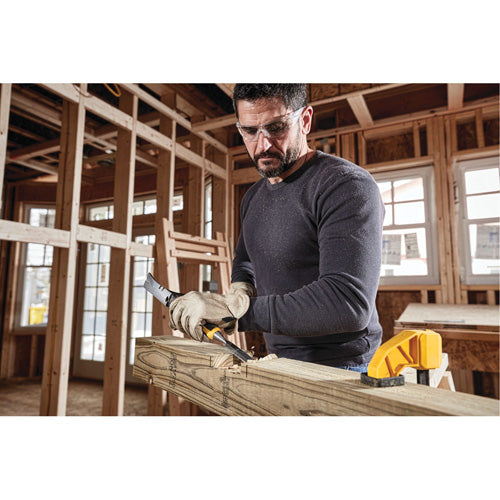 UBA982 - Flat Head Wood Chisel