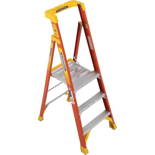 VD685-Podium Ladder
