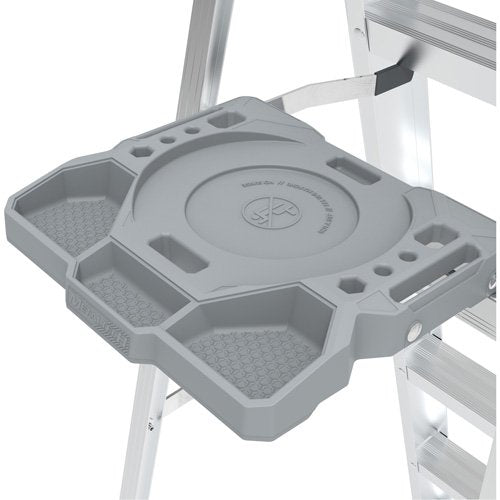 VD764 - Step Ladder with Paint Tray