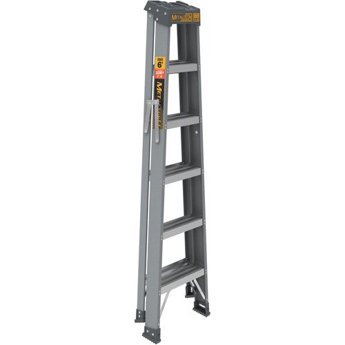 VD767 - Step Ladder