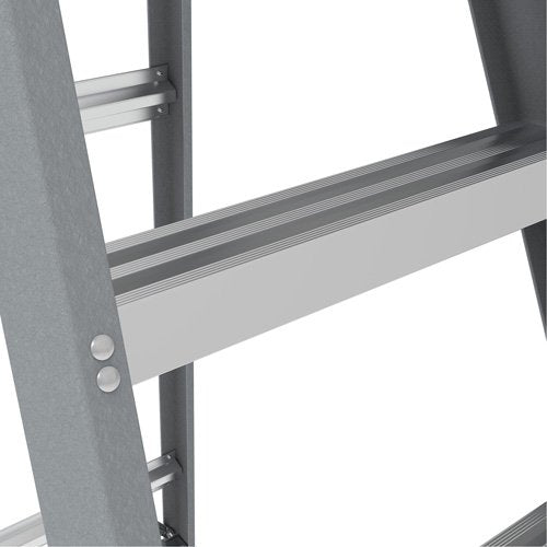 VD768 - Step Ladder with Paint Tray