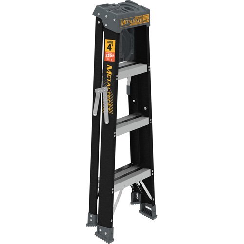 VD773 - Step Ladder with Paint Tray